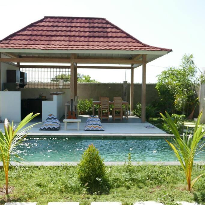Silir Villa "Your Cozy Home" Mataram Esterno foto