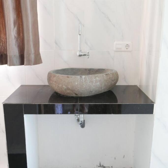 Silir Villa "Your Cozy Home" Mataram Esterno foto
