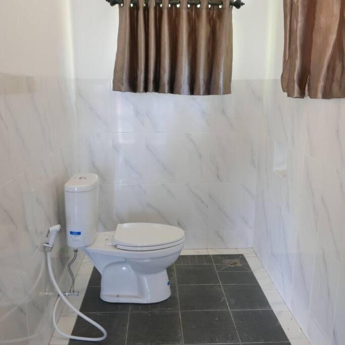 Silir Villa "Your Cozy Home" Mataram Esterno foto